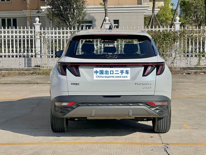 Фото 10 - Hyundai Tucson L