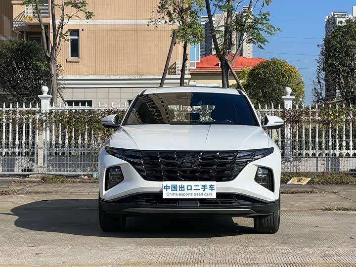 Фото 4 - Hyundai Tucson L
