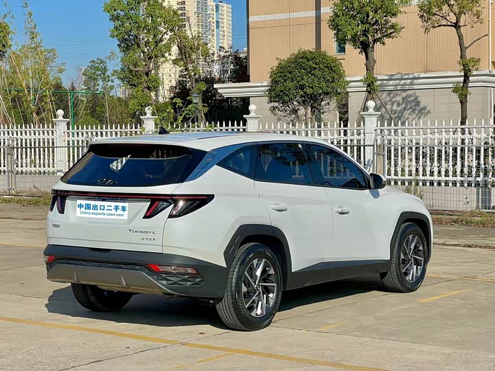 Фото 7 - Hyundai Tucson L