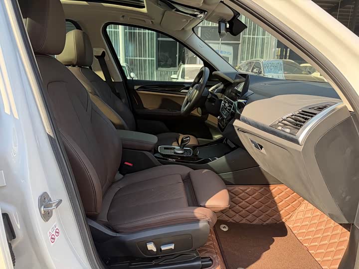 Фото 19 - BMW X3