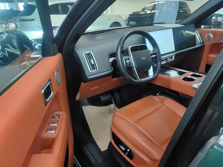 Фото 16 - LiXiang L9