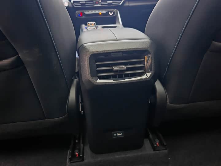 Фото 20 - GAC Trumpchi GS3