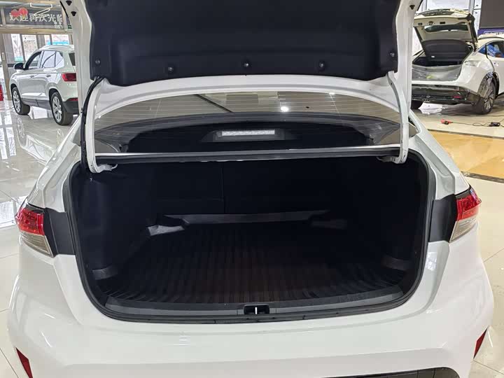 Фото 20 - Toyota Levin