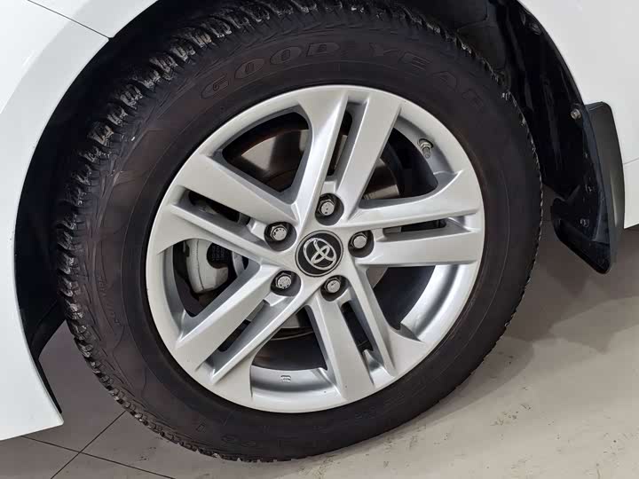 Фото 5 - Toyota Levin