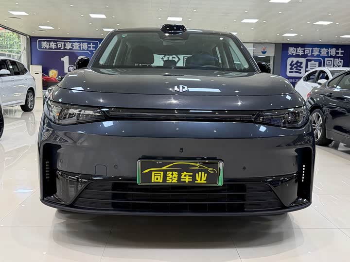 Фото 2 - Leapmotor C10