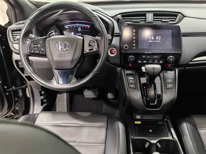 Фото 12 - Honda CR-V