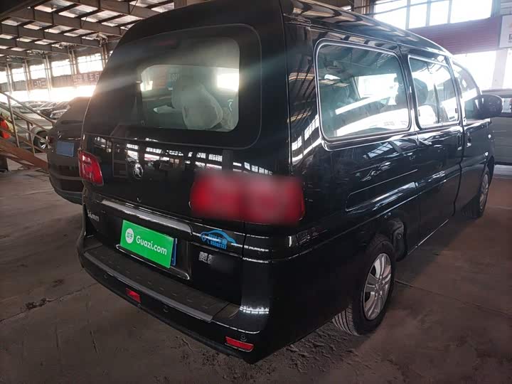 Фото 7 - Dongfeng Forthing Lingzhi M5