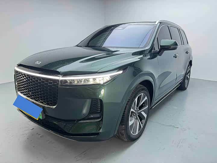 Фото 1 - LiXiang One