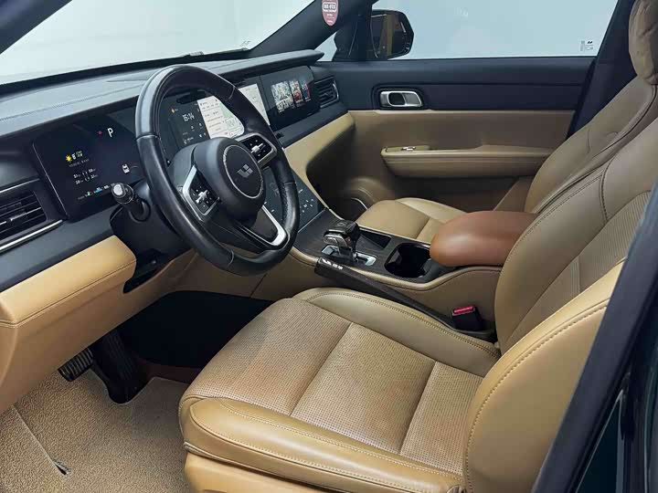 Фото 7 - LiXiang One