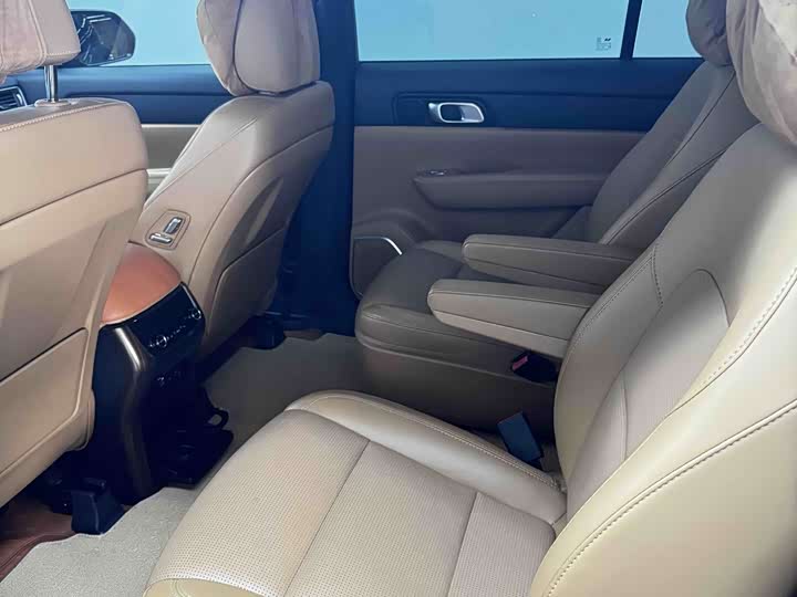 Фото 8 - LiXiang One