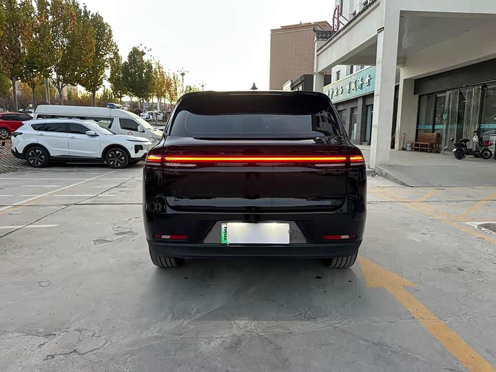 Фото 8 - Leapmotor C10