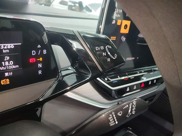 Фото 14 - Volkswagen ID.4 Crozz