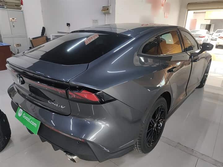 Фото 7 - Changan UNI-V