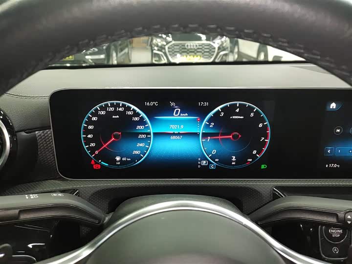 Фото 12 - Mercedes-Benz A-Class