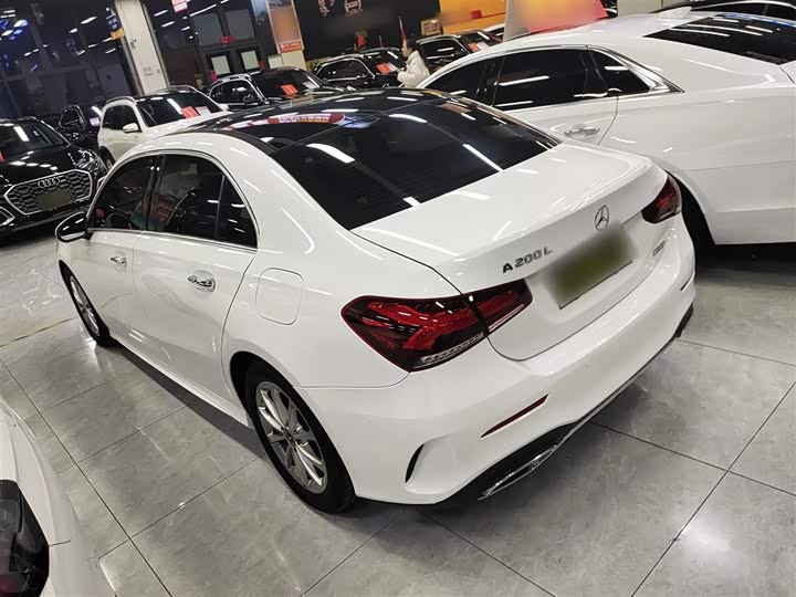 Фото 5 - Mercedes-Benz A-Class