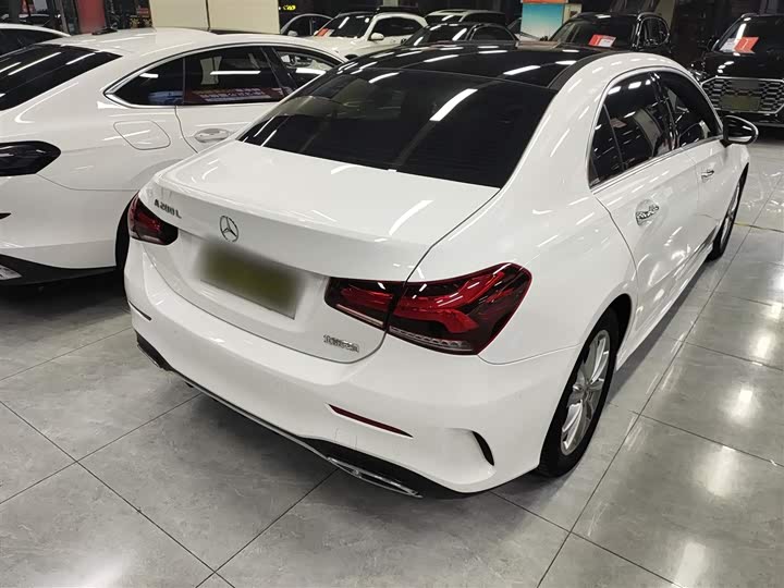 Фото 7 - Mercedes-Benz A-Class