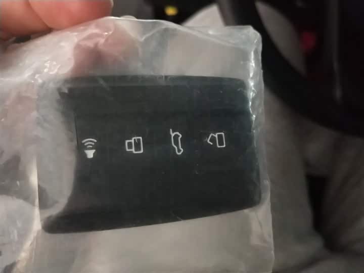 Фото 8 - Tank 400 Hybrid