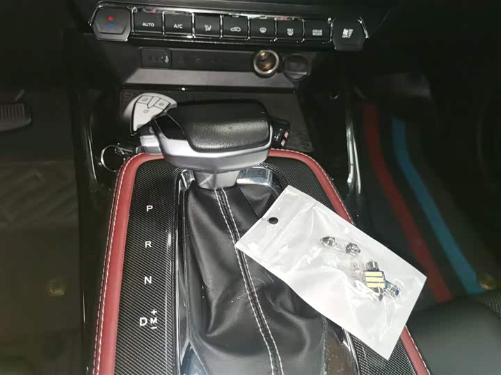 Фото 14 - Changan Oshan X5