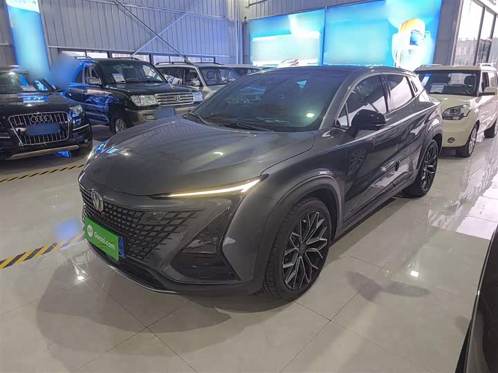 Фото 2 - Changan UNI-T