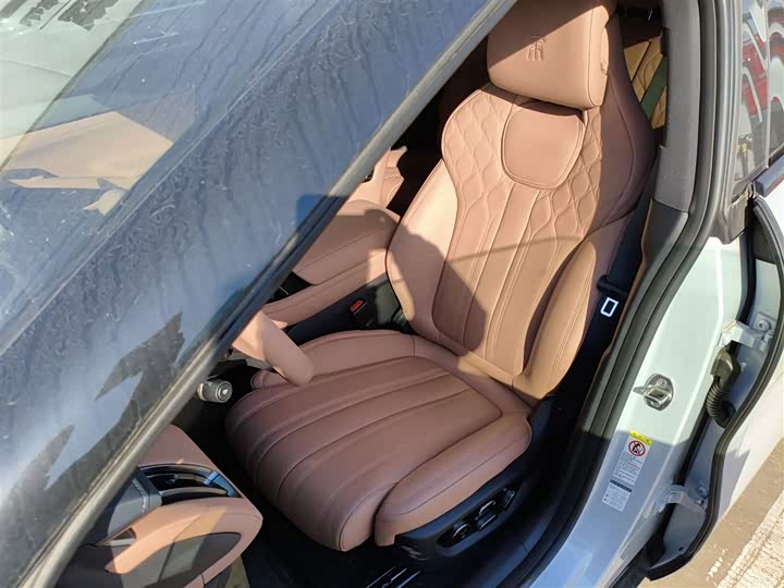 Фото 15 - BYD Song L