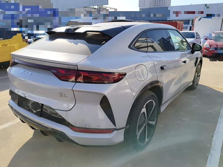 Фото 7 - BYD Song L