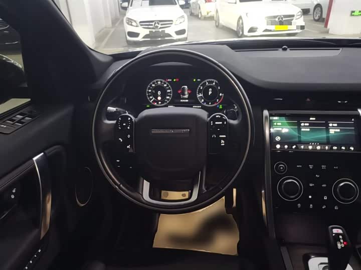 Фото 11 - Land Rover Discovery Sport