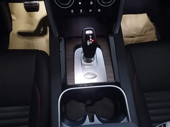 Фото 14 - Land Rover Discovery Sport