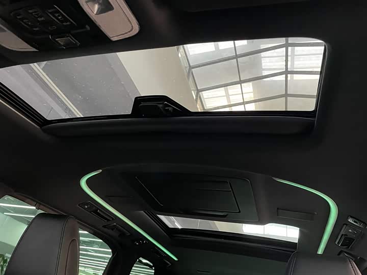 Фото 12 - Toyota Vellfire