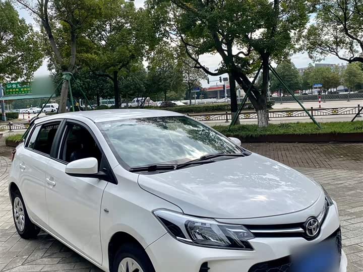 Фото 10 - Toyota Vios FS