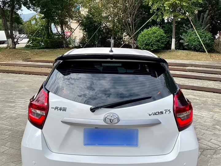 Фото 13 - Toyota Vios FS