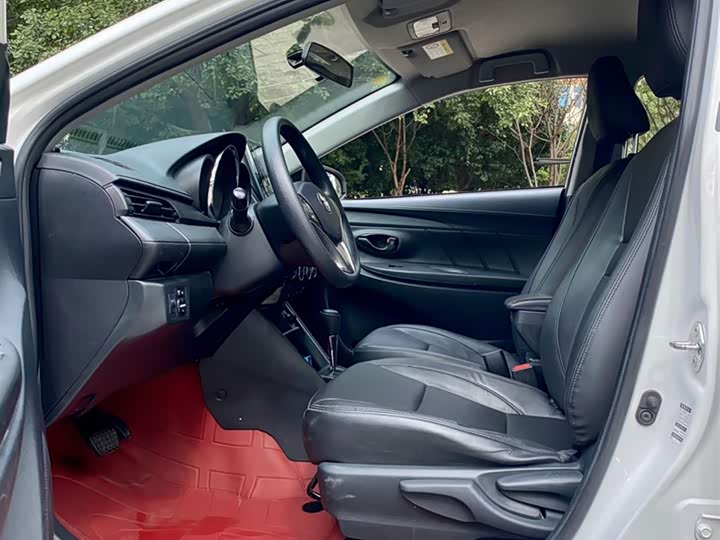 Фото 16 - Toyota Vios FS