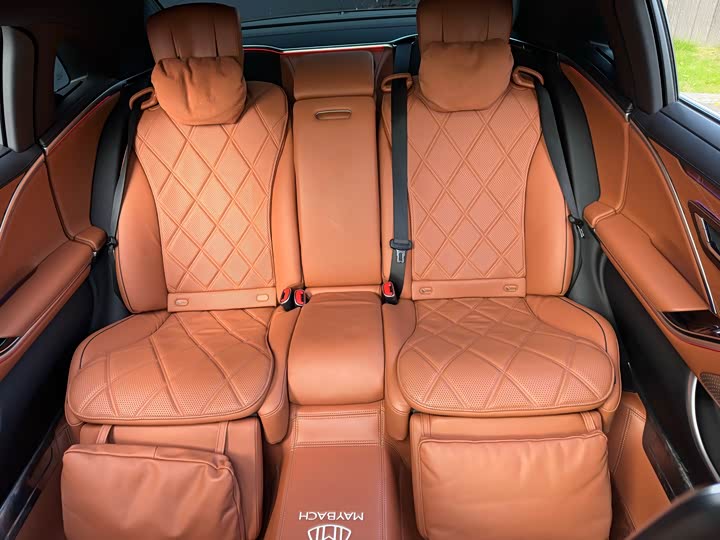 Фото 19 - Mercedes-Benz Maybach S-Class