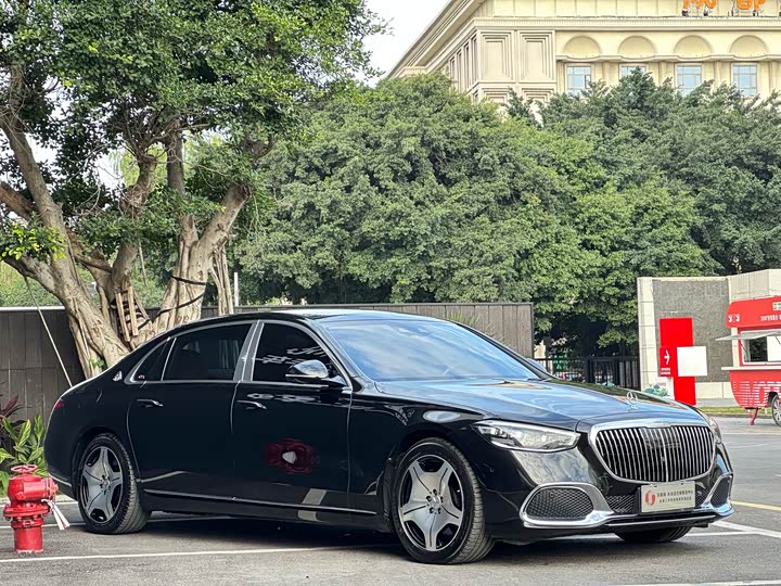 Фото 3 - Mercedes-Benz Maybach S-Class