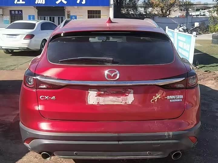 Фото 4 - Mazda CX-4