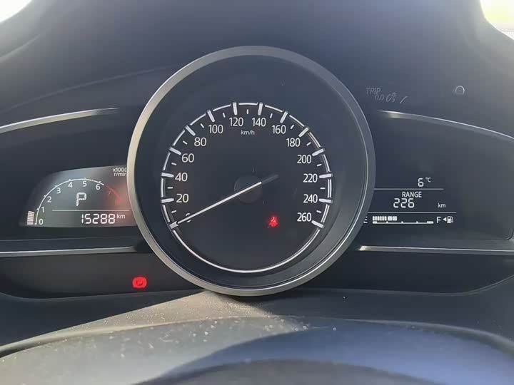 Фото 8 - Mazda CX-4