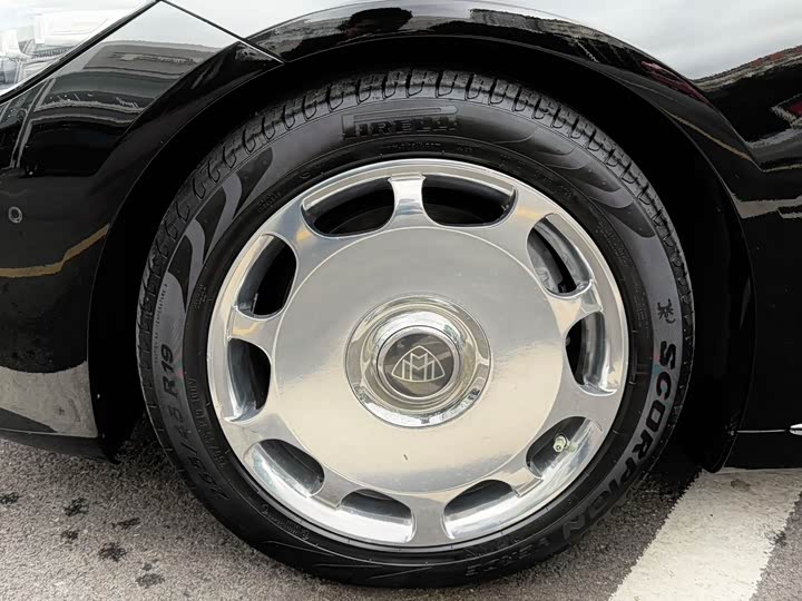 Фото 17 - Mercedes-Benz Maybach S-Class