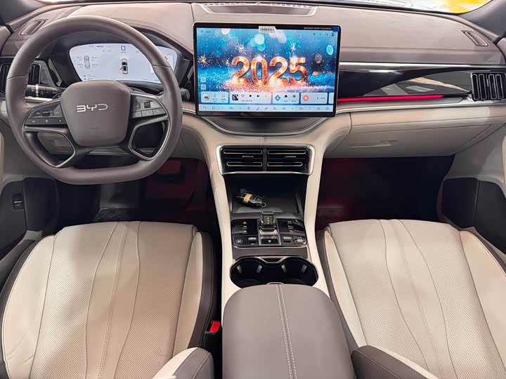 Фото 10 - BYD Song Plus Hybrid/EV