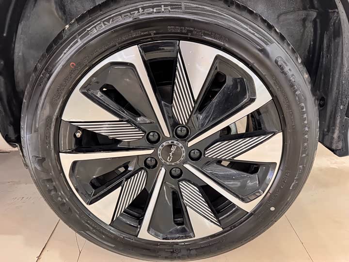 Фото 15 - BYD Song Plus Hybrid/EV