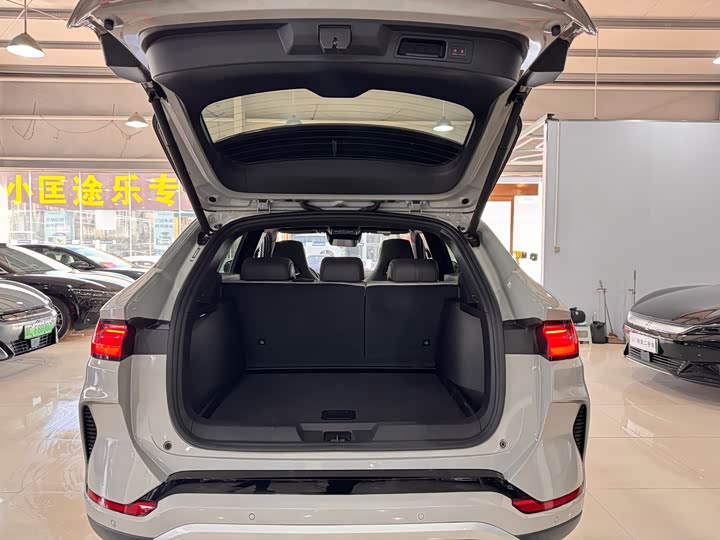 Фото 16 - BYD Song Plus Hybrid/EV