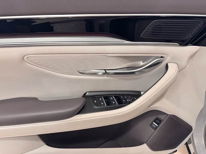 Фото 8 - BYD Song Plus Hybrid/EV