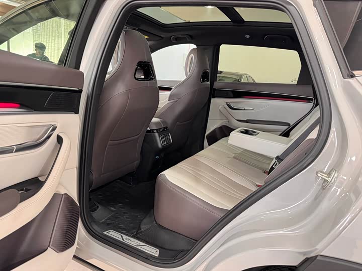 Фото 9 - BYD Song Plus Hybrid/EV