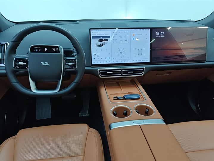 Фото 12 - LiXiang L6