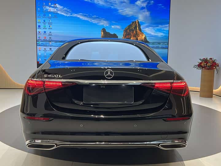 Фото 7 - Mercedes-Benz S-Class