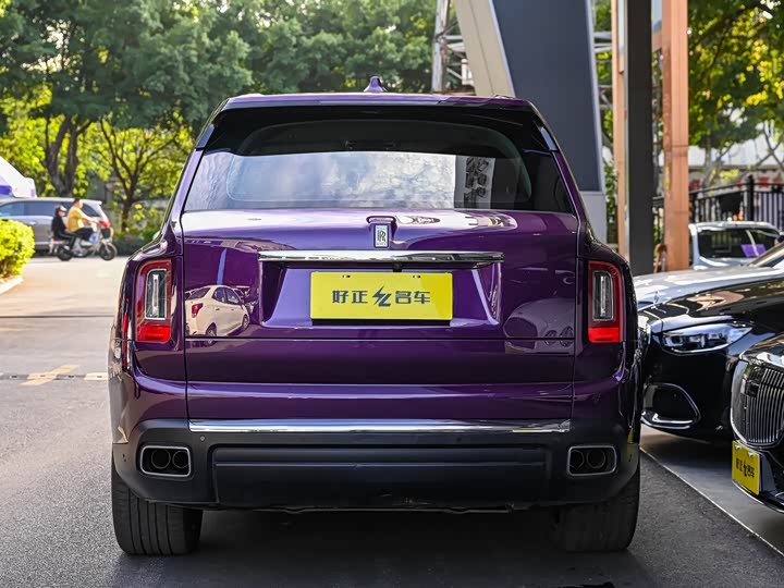 Фото 5 - Rolls-Royce Cullinan