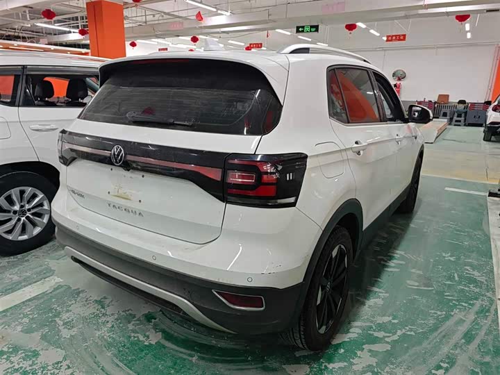 Фото 4 - Volkswagen Tacqua