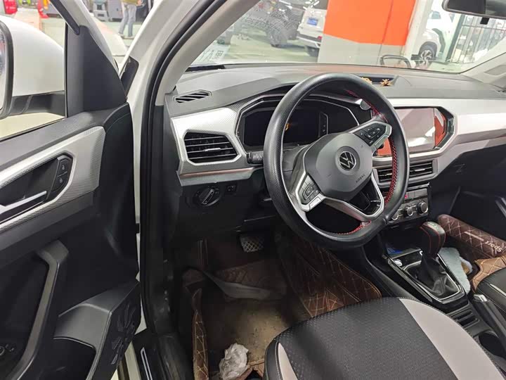 Фото 6 - Volkswagen Tacqua