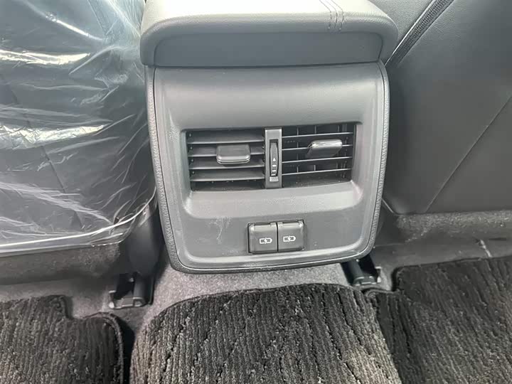 Фото 16 - Toyota Avalon