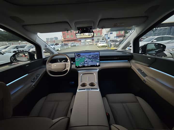 Фото 6 - XPeng X9