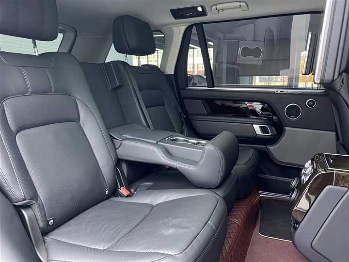 Фото 11 - Land Rover Range Rover