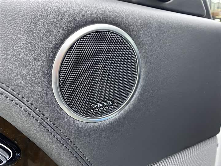 Фото 22 - Land Rover Range Rover